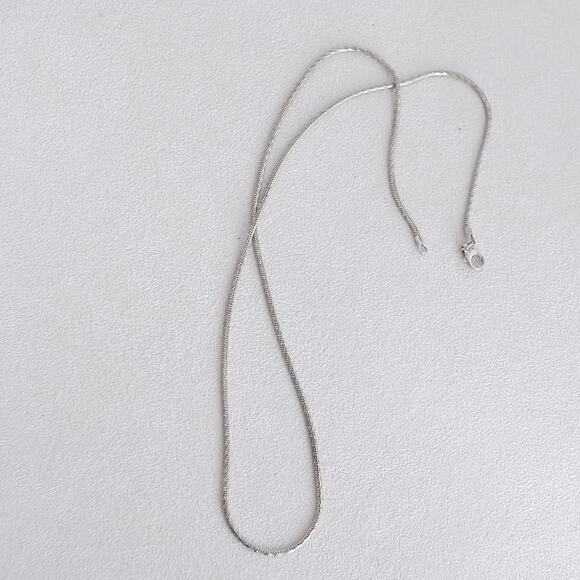Sterling Silver Mesh Chain 1mm 18" Lobster Clasp 925 5.7g Delicate Necklace - Picture 1 of 5